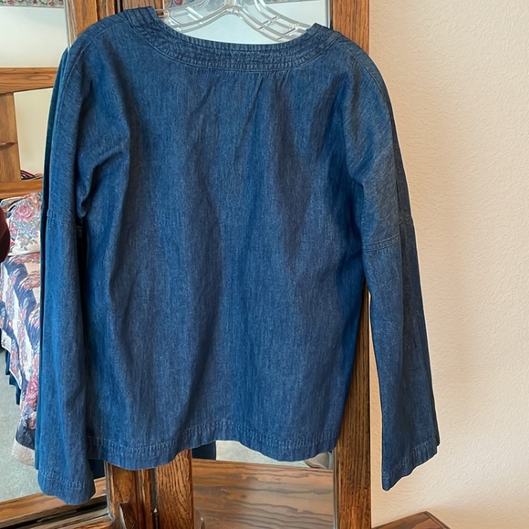 Universal Thread Shirt XS - Picture 2 of 6